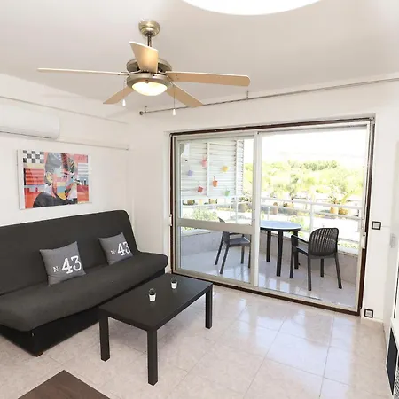 Differentflats Santa Eulalia